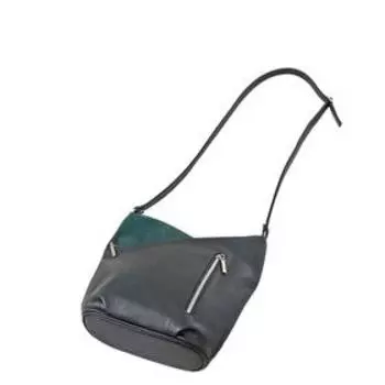 Сумка мешок иск.кожа, отдел на молнии, цвет черный/зеленый 25х15х27см