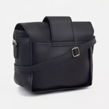 Сумка-мессенджер на клапане, длинный ремень, цвет чёрный