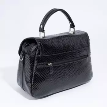 Сумка-мессенджер на клапане, длинный ремень, цвет чёрный