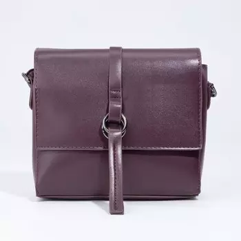 Сумка-мессенджер на клапане, длинный ремень, цвет фиолетовый