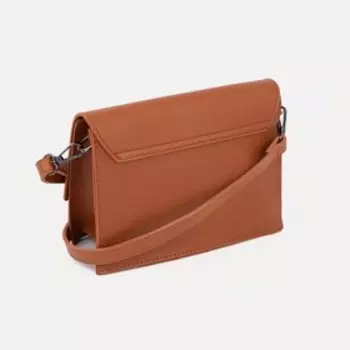 Сумка-мессенджер на клапане, цвет коричневый