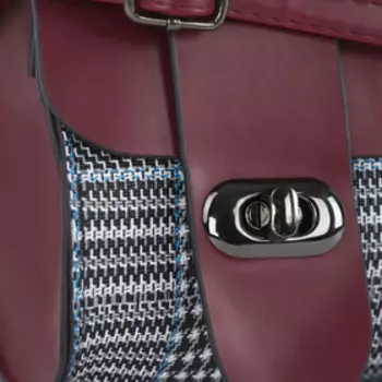 Сумка-мессенджер на молнии, регулируемый ремень, цвет бордовый