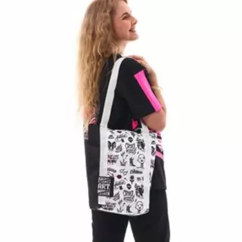 Сумка шоппер текстильная "Злодейки", 36,5*34*7, черно-белая