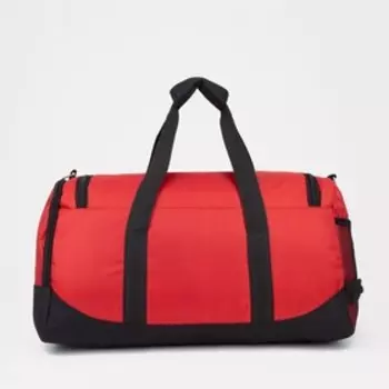 Сумка спортивная на молнии, 3 наружных кармана, цвет красный