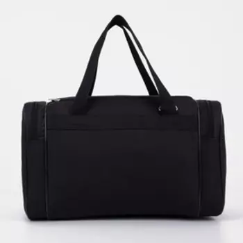 Сумка спортивная на молнии, 3 наружных кармана, цвет чёрный