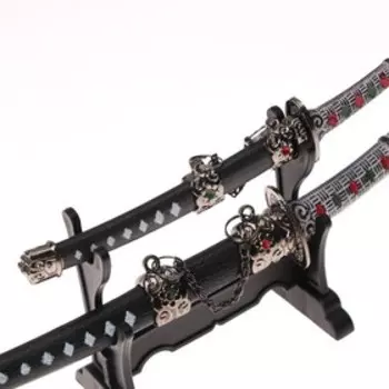 Макет оружия «Сувенирные катаны на подставке 2в1. Кристалл», подарочный набор, ножны чёрный с белыми ромбами, 16 см; 20 см, МИКС