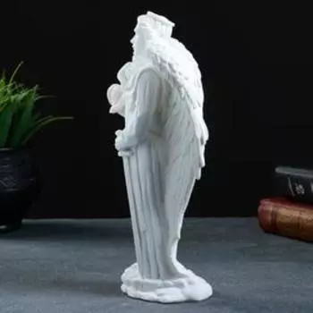 Сувенир "Ангел Хранитель с ребёнком и мечом"