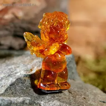 Сувенир автомобильный "Амурчик", янтарь