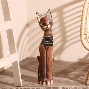 Сувенир дерево "Хитрая кошечка" 9х15х60 см