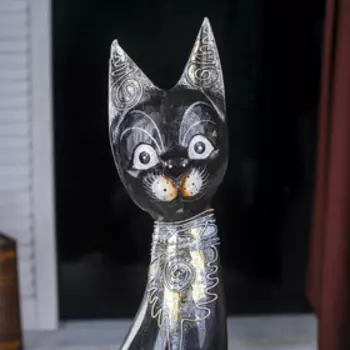 Сувенир «Кошка с золотистыми завитушками», 51460 см, дерево