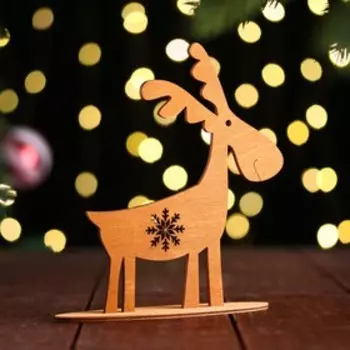 Сувенир деревянный 15 см. "Олень" золотой (уп. 1 шт.)