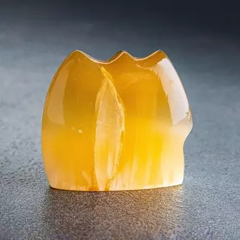 Сувенир "Дракон Нео", селенит