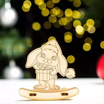 Сувенир-качалка "Зайка с подарком", 9,7х10 см