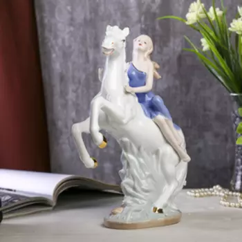 Сувенир керамика "Амазонка" 28х24х10 см