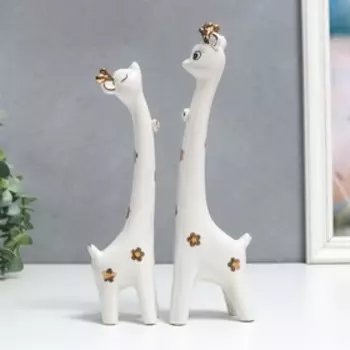 Сувенир керамика "Белые жирафы с бантиками и цветами" набор 2 шт 22х4х6 25х5х7 см