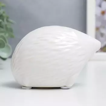 Сувенир керамика "Белый маленький ёжик" матовый 6х5,2х8,8 см