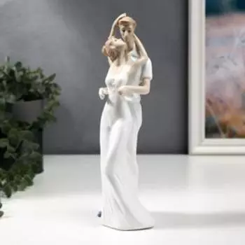 Сувенир керамика "Целующаяся пара" цветной 27х9х10,5 см