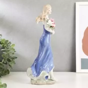 Сувенир керамика "Девушка-мечтательница с лилиями" 29х11,5х11 см