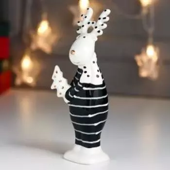 Сувенир керамика "Лосик в полосатом, шарф и рожки в горох, с ёлочкой" 16,5х4,6х5,6 см