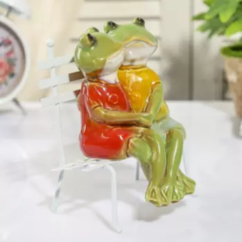 Сувенир керамика "Лягушата на скамеечке" 14х12,5х9,5 см