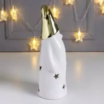 Сувенир керамика подсвечник "Дед Мороз в колпаке, со звёздочкой" золото 20,8х7,2х8,3 см