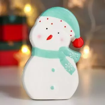 Сувенир керамика "Снеговичок, бирюзовый колпак и шарф" 14х3,3х8 см