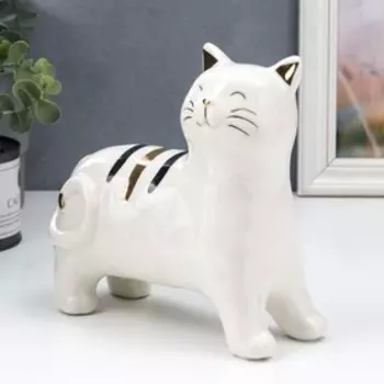 Сувенир керамика "Спящая кошка с тремя полосками, стоит" белый 17,8х7,5х18 см