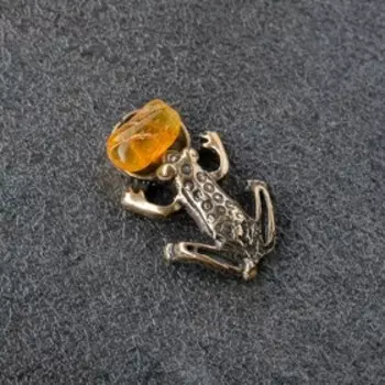 Сувенир кошельковый "Лягушка", латунь, янтарь