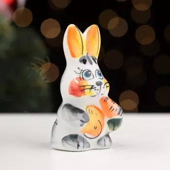 Сувенир "Кролик с морковкой", цвет