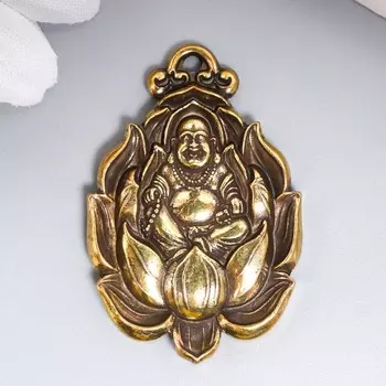 Сувенир латунь "Хоттей на лотосе" 3,8х2,5 см