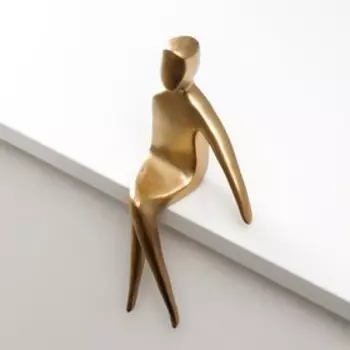 Сувенир полистоун "Абстракция. Человек - Дружелюбие" золото 15х5х7 см