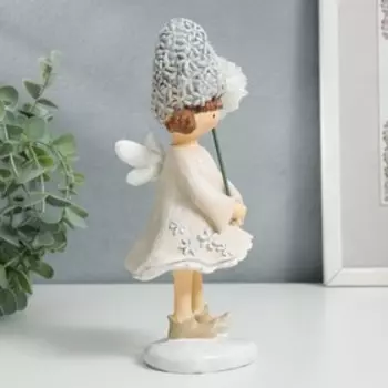 Сувенир полистоун "Ангелок в бежевом, в колпаке из незабудок, с гвоздикой" 20х7,5х10 см