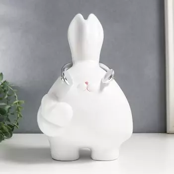 Сувенир полистоун "Белый кроль с сердечком в наушниках" 27х18х20 см