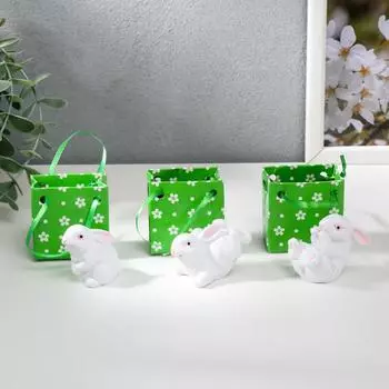 Сувенир полистоун "Белый кролик" МИКС 3,5х5,6х3,3 см