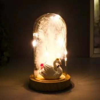 Сувенир полистоун "Белый лебедь" светящаяся колба 15,5х9,5х9,5 см