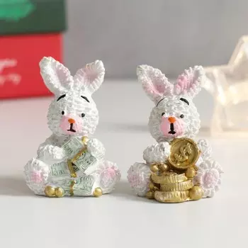 Сувенир полистоун "Богатенький заинька" МИКС 4х4х5 см