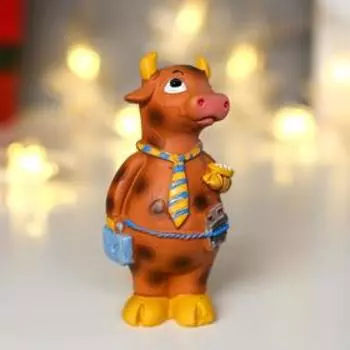 Сувенир полистоун "Бык менеджер"