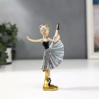 Сувенир полистоун "Девочка-балерина в серо-чёрном платье и чёрных пуантах" 13х3х8 см