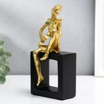 Сувенир полистоун "Девушка играет на гитаре" золото 20,5х9,5х6,5 см