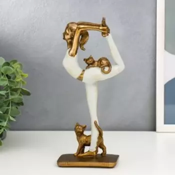 Фигурка полистоун «Девушка в позе царя Натараджи, с кошками», розовый, 24.510.56.8 см