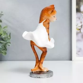 Сувенир полистоун лак "Кошечка в белом сарафане - Монро" 17,8х8,2х9 см