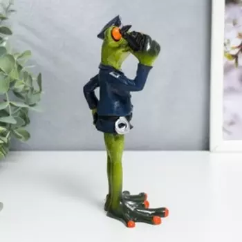 Сувенир полистоун лак "Лягуха - Полицейский с рацией" 17х5,7х8,6 см