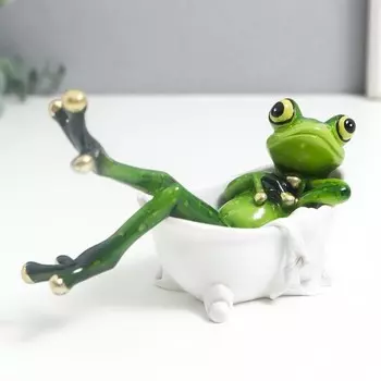 Сувенир полистоун лак "Лягушонок в ванне" 6,3х15,5х10,5 см