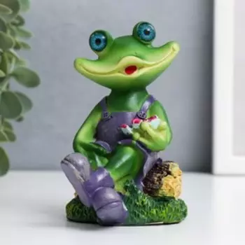 Сувенир полистоун "Лягушата на лужайке с цветком и книгой" набор 2 шт 10,5х8,3х6,5 см