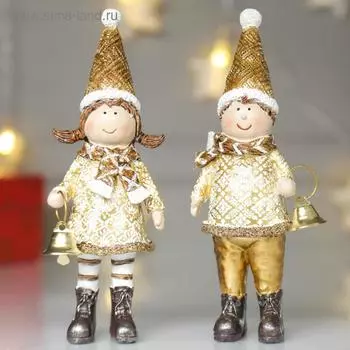 Сувенир полистоун "Мальчик/Девочка в зимнем наряде с колокольчиком" золото МИКС 18х4,5х6,5см 48385