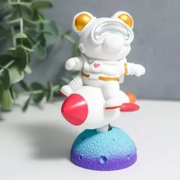 Сувенир полистоун пружинка "Мишка-космонавт на ракете" 10х5х7 см