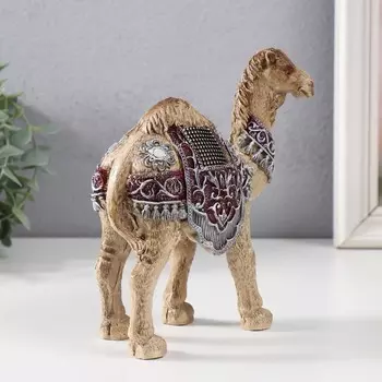 Сувенир полистоун "Пустынный верблюд с попоной" 16х7х16,7 см