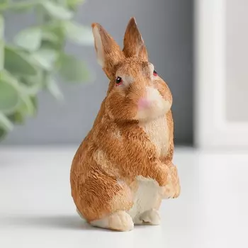 Сувенир полистоун "Рыжий кролик" 4х4х7 см