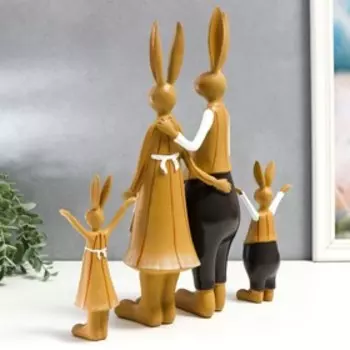 Сувенир полистоун "Семейство кроликов - папа, мама и дети" набор 4 шт 36,2 см