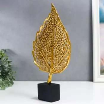 Сувенир полистоун "Скелетированный лист" золото 33х4,2х15,5 см